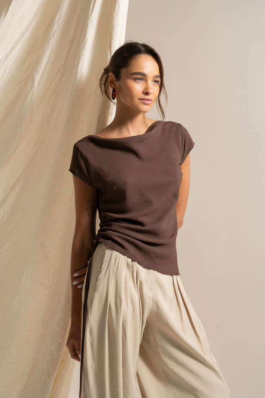 BLUSA ZURI café
