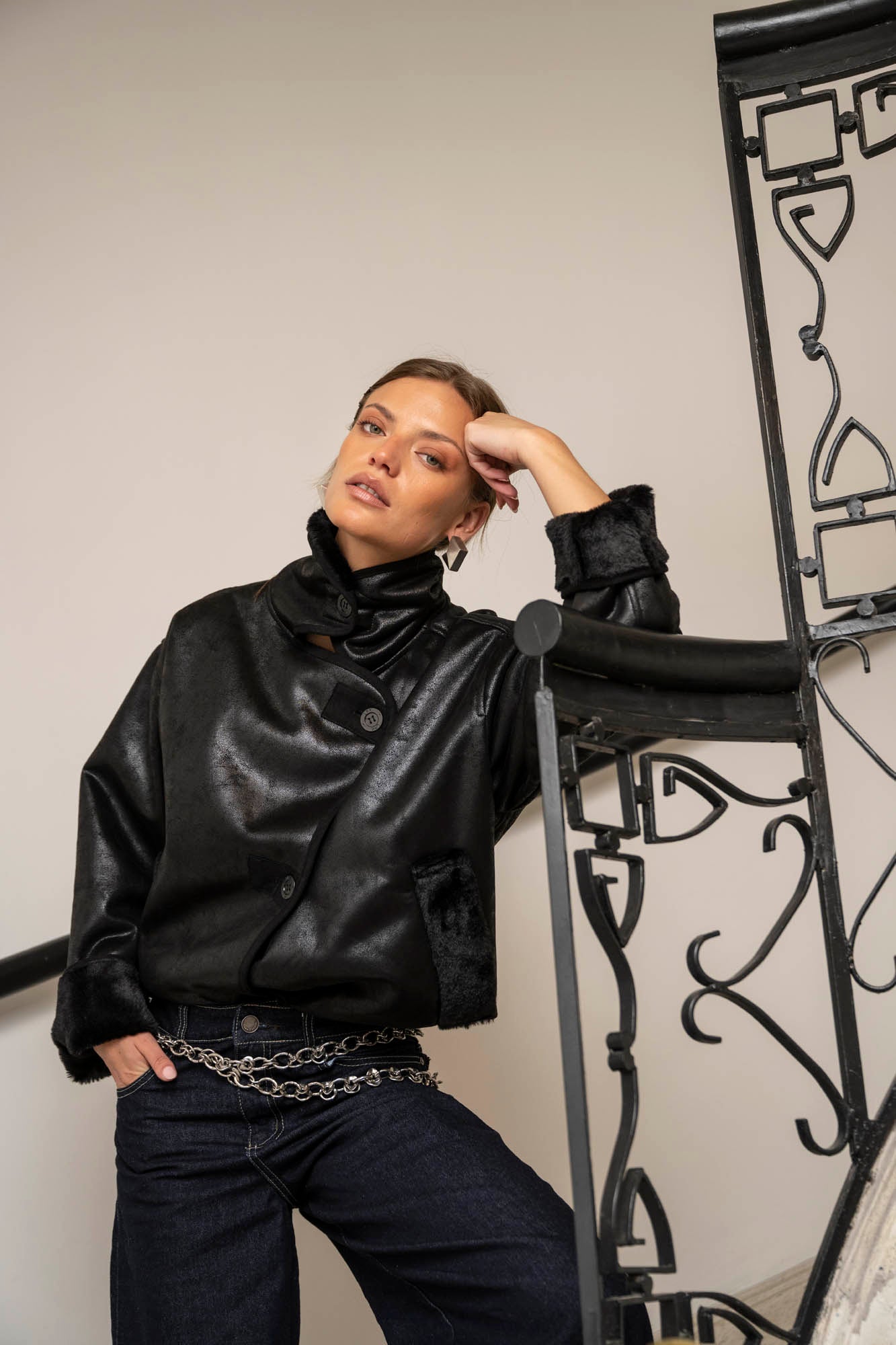 CHAQUETA CONSU negro