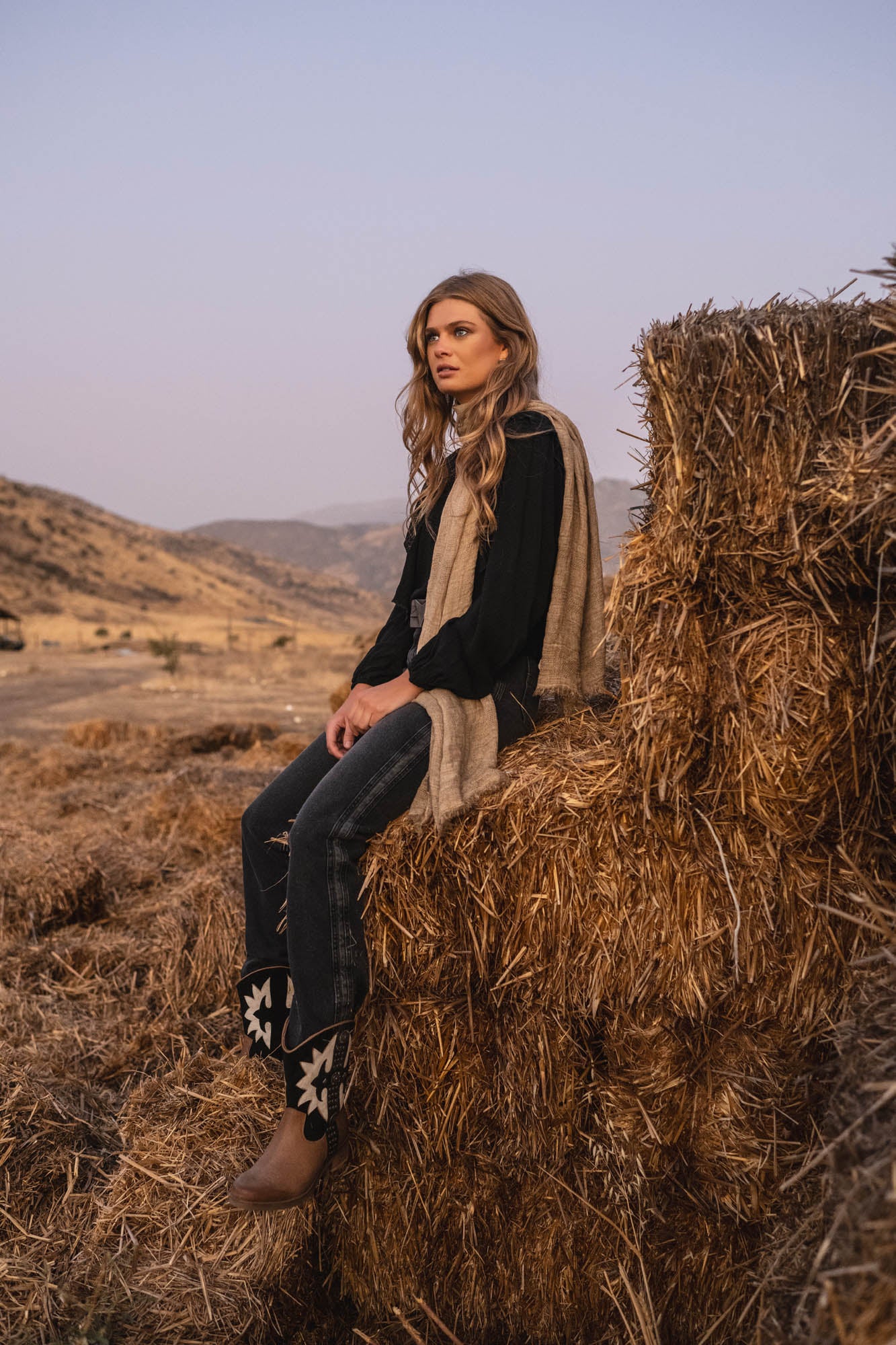 JEANS RECTO TIRO ALTO ANASTASIA marengo