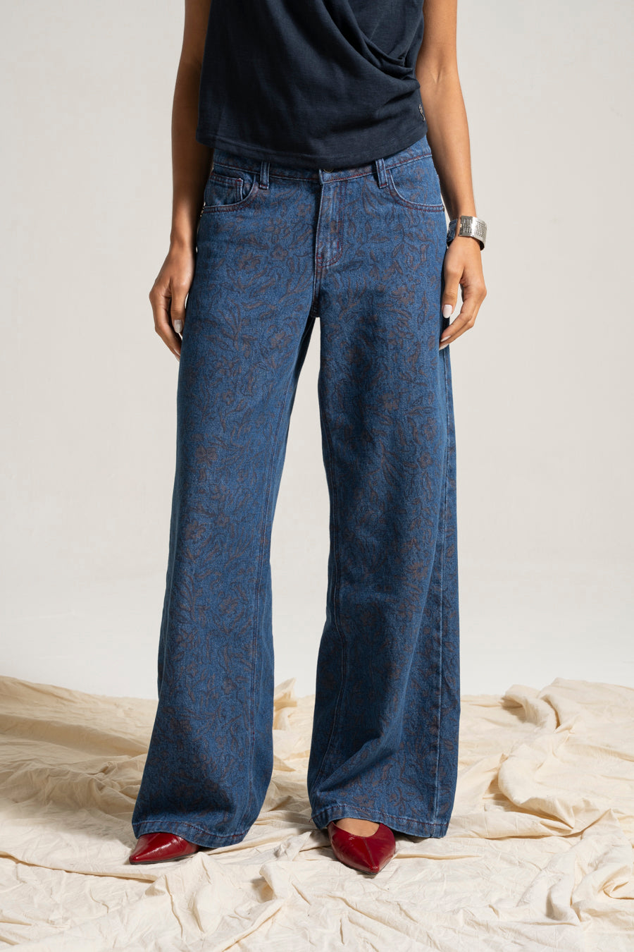 JEANS MUJER WIDE LEG TIRO BAJO JOSEFA flores p