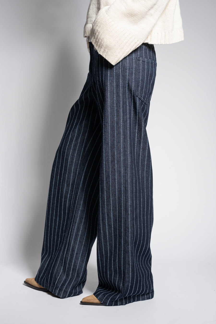 JEANS WIDE LEG JOSEFA RAYAS TIRO BAJO azul r