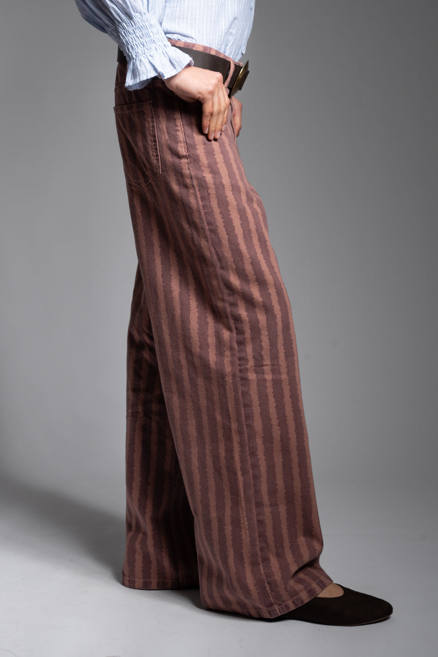 JEANS JOSEFA WID LEG TIRO BAJO burdeo