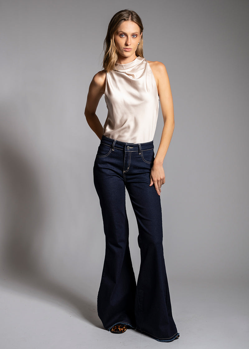 JEANS FLARE TIRO MEDIO NORA azul r