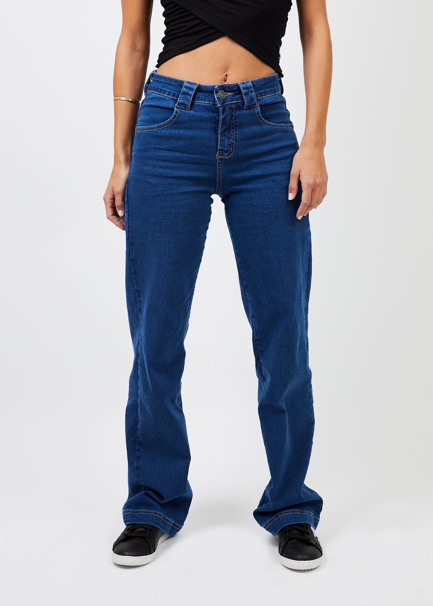 JEANS RECTO TIRO MEDIO AMELIA azul