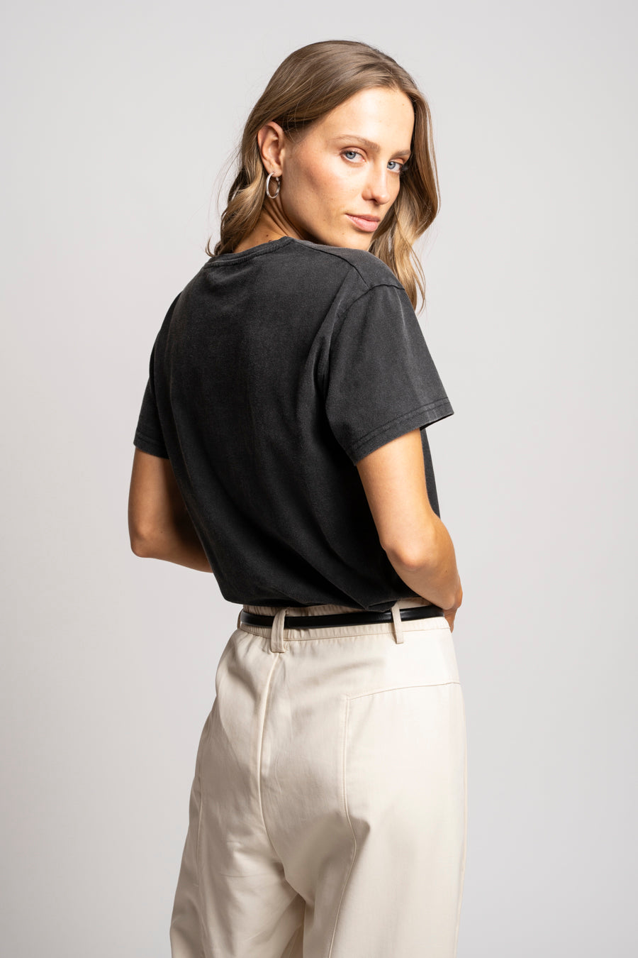 POLERA LE MARAIS grafito