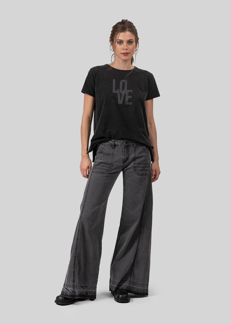 POLERA LOVE negro