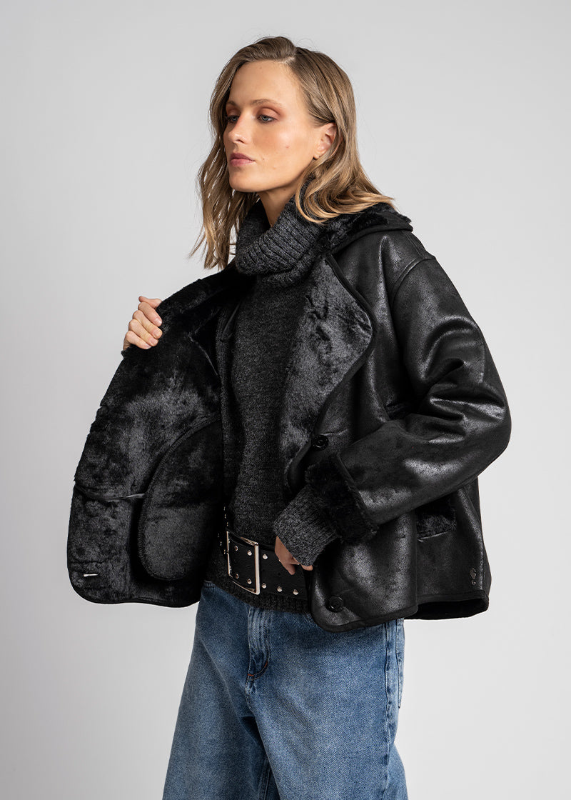 CHAQUETA CONSU negro