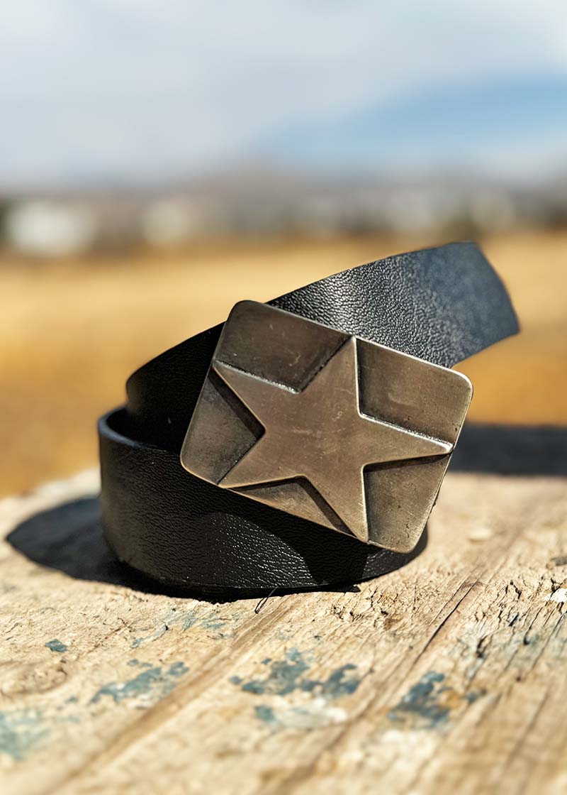CINTURÓN CUERO ESTRELLA negro