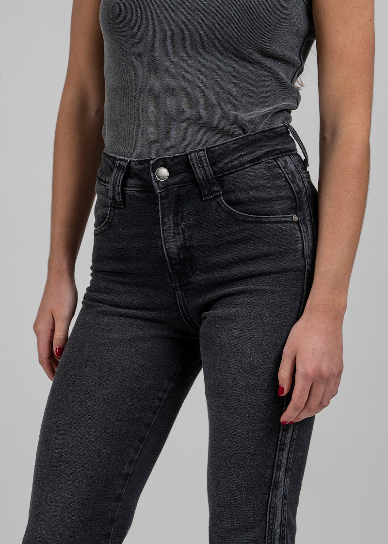 JEANS RECTO TIRO ALTO ANASTASIA marengo