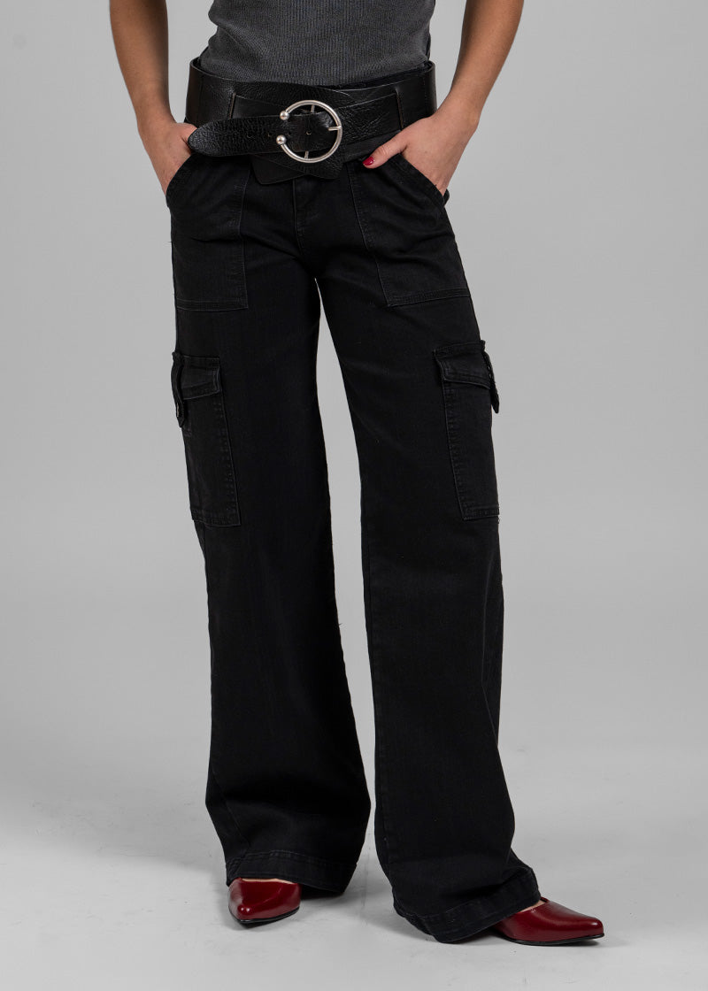 JEANS CARGO TIRO ALTO JUANA negro