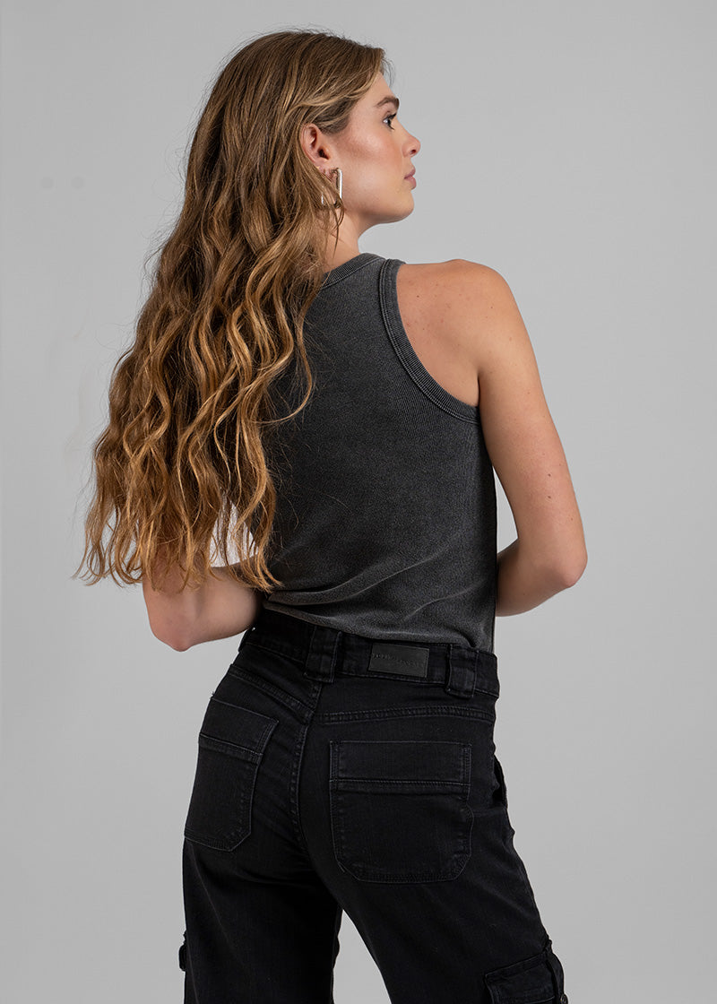 JEANS CARGO TIRO ALTO JUANA negro