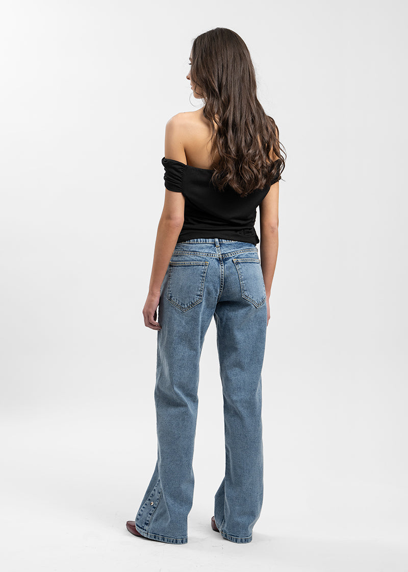 JEANS ZENDA tachas celeste