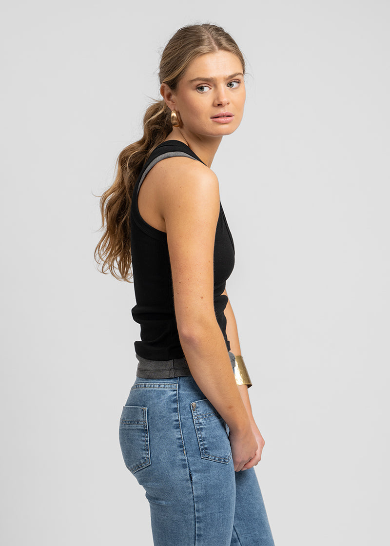 JEANS FLARE TIRO MEDIO ADA azul