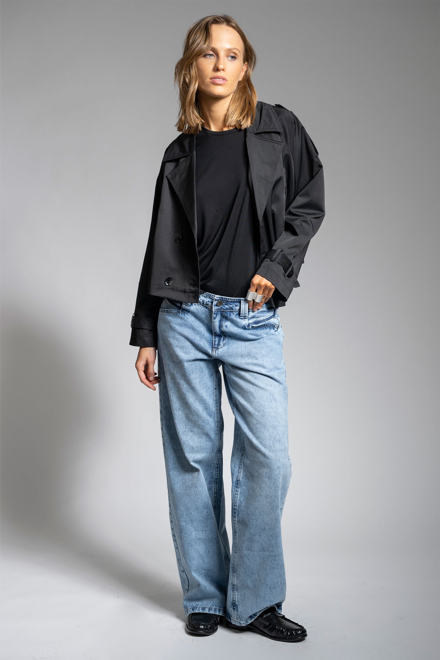 JEANS RECTO TIRO MEDIO GREGORIA celeste