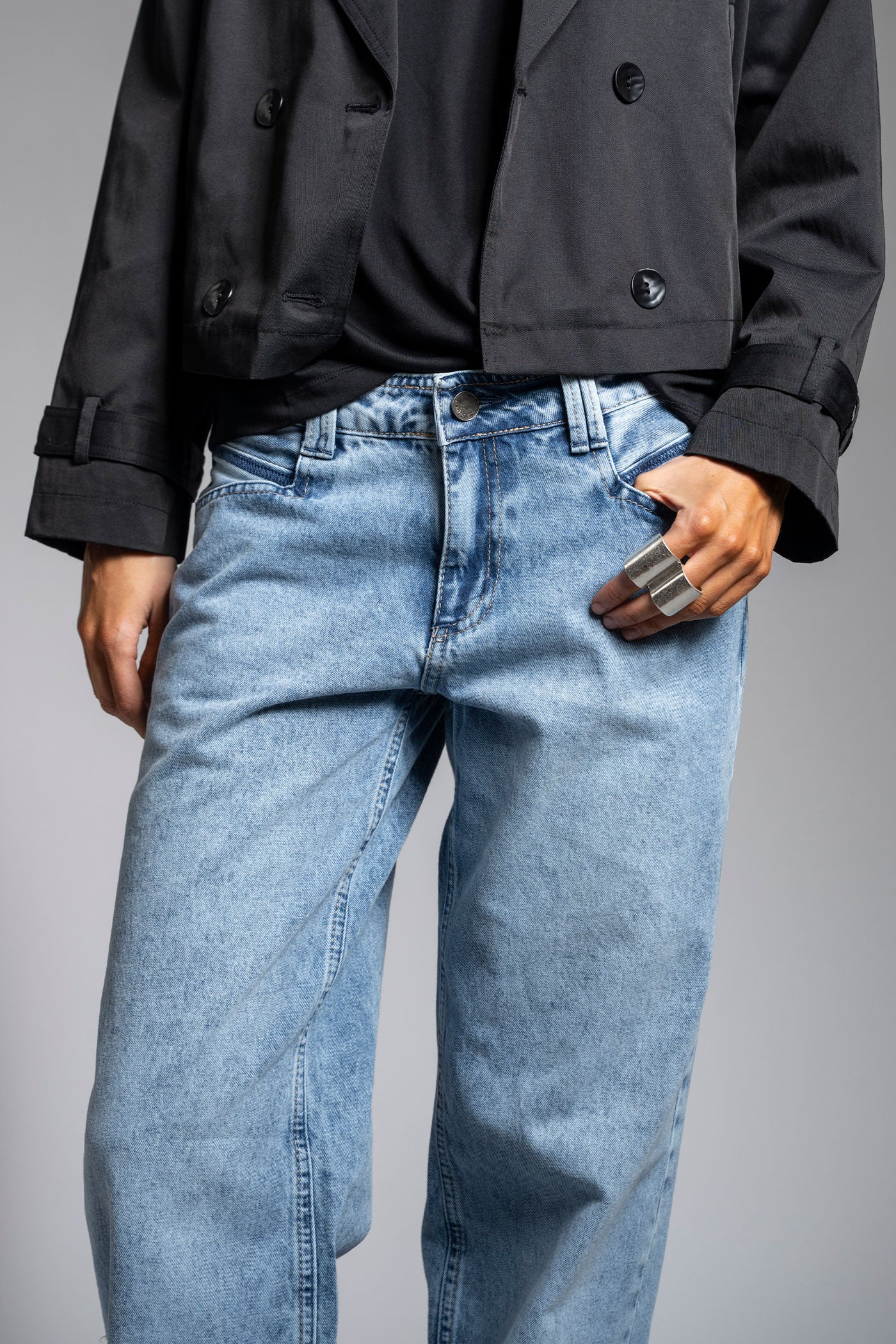 JEANS RECTO TIRO MEDIO GREGORIA celeste