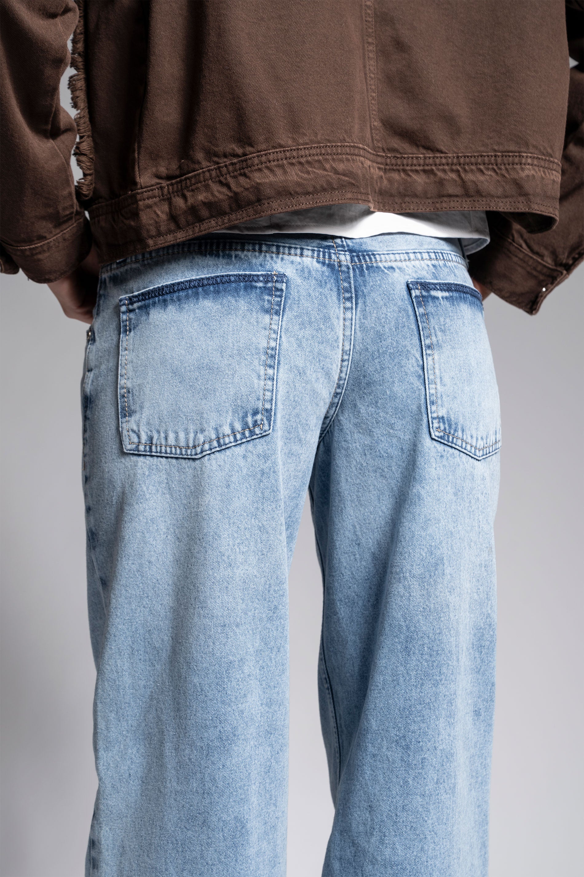 JEANS RECTO TIRO MEDIO GREGORIA celeste