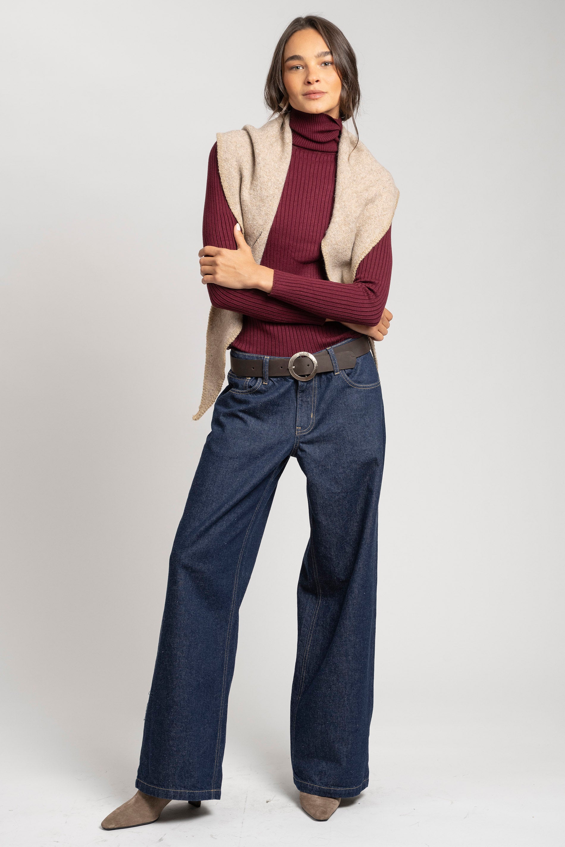 JEANS WIDE LEG JOSEFA TIRO BAJO azul r