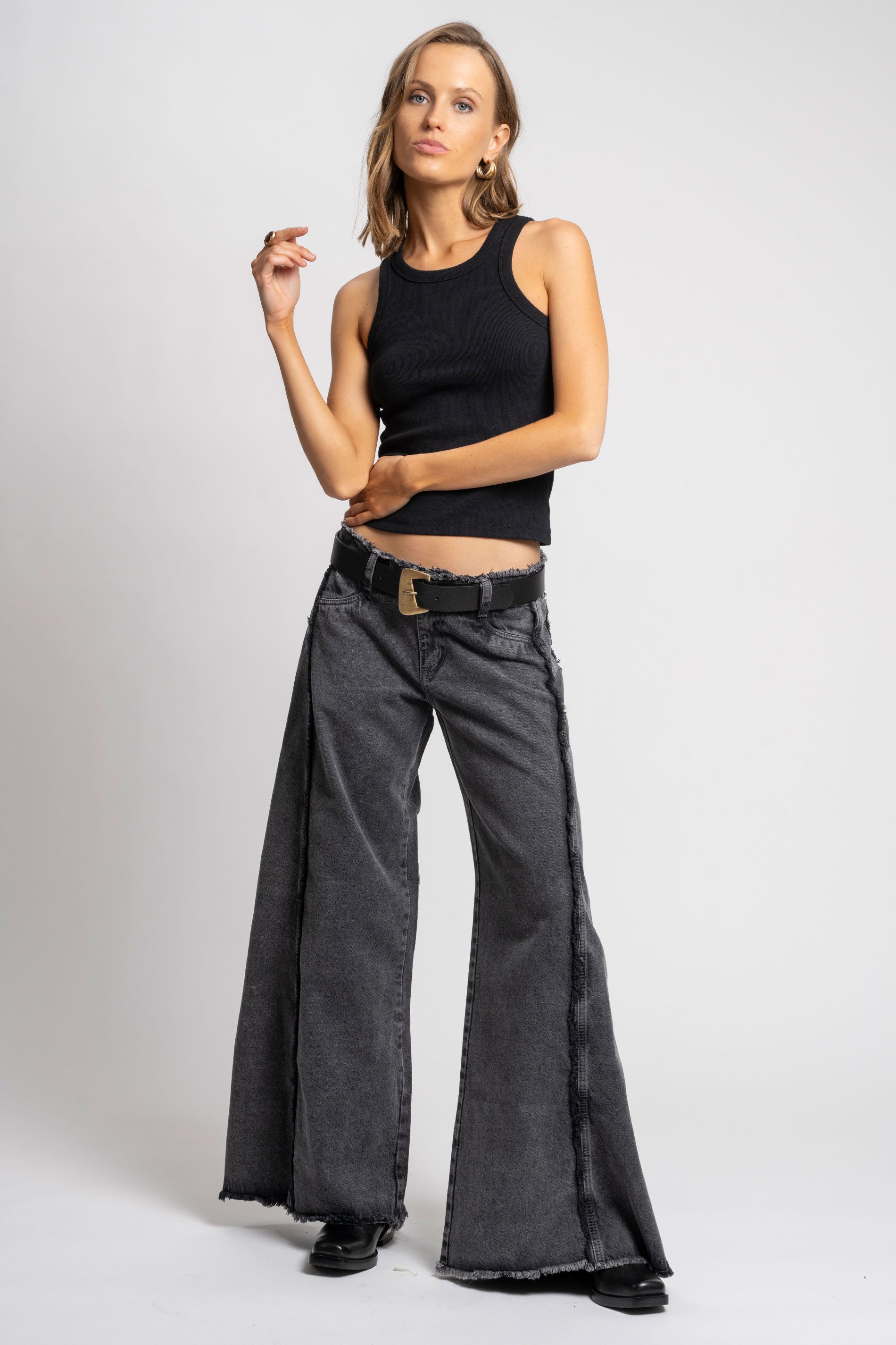 JEANS PALAZZO TIRO MEDIO PIA gris