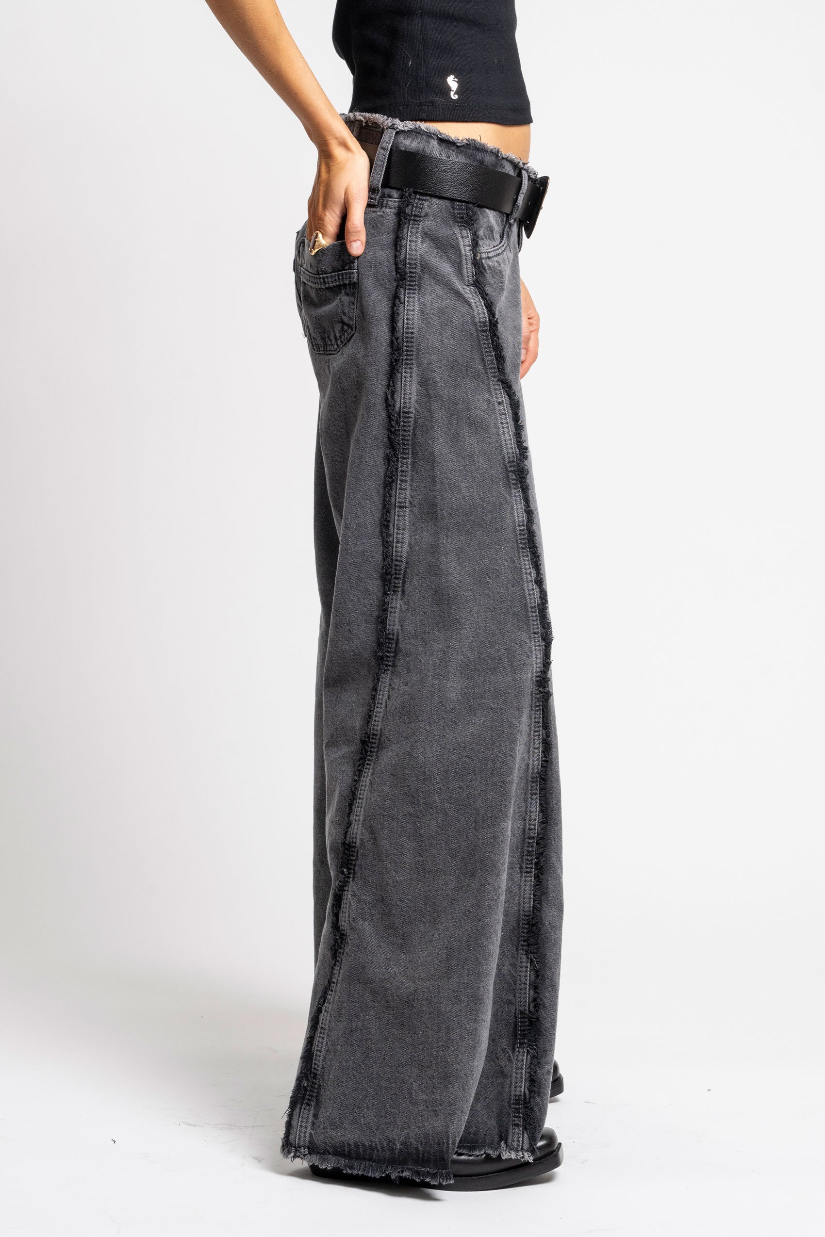 JEANS PALAZZO TIRO MEDIO PIA gris