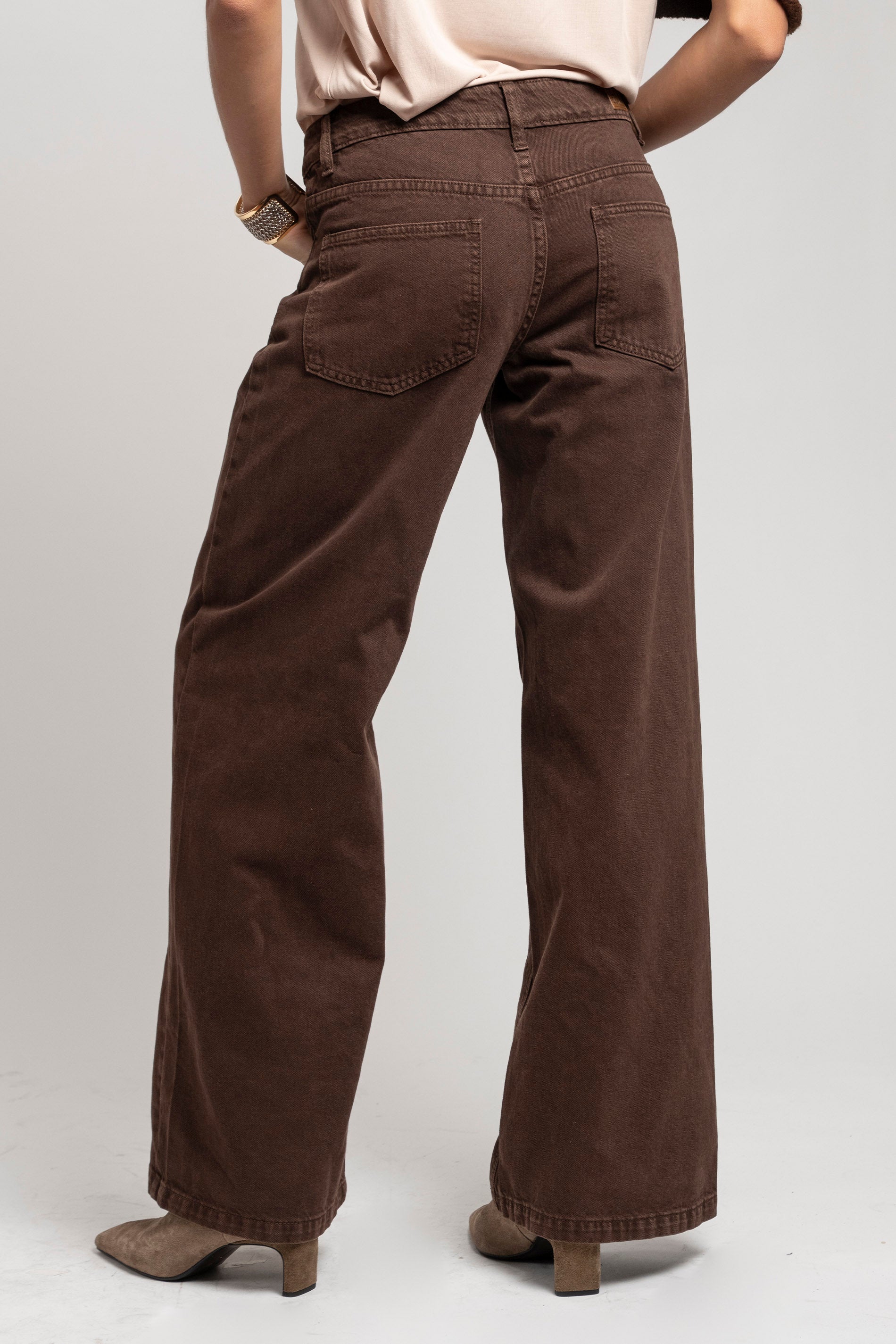 JEANS WIDE LEG JOSEFA TIRO BAJO café