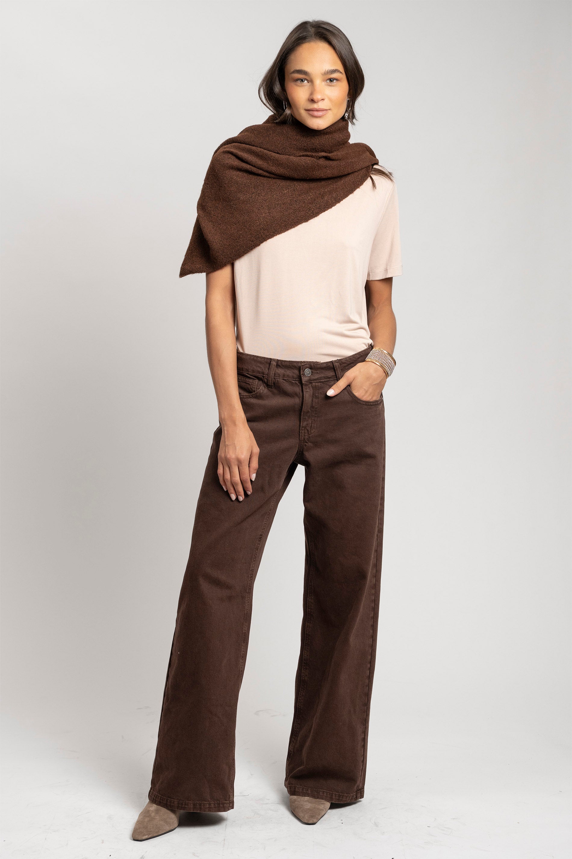 JEANS WIDE LEG JOSEFA TIRO BAJO café