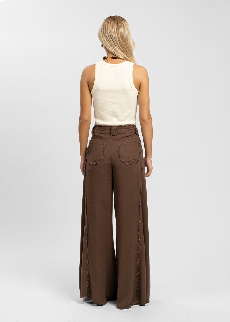 PANTALÓN ANNA FLECOS chocolate