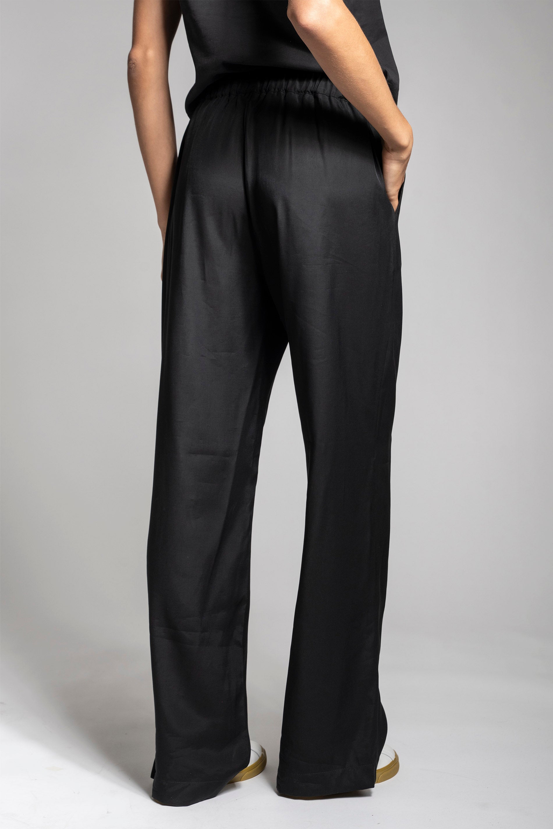 PANTALÓN NOVA negro