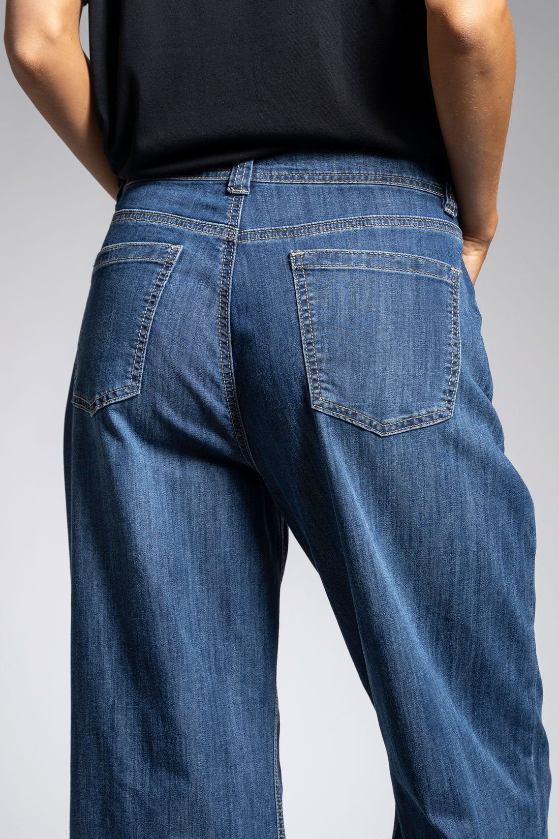 JEANS RECTO TIRO MEDIO OLIMPIA azul