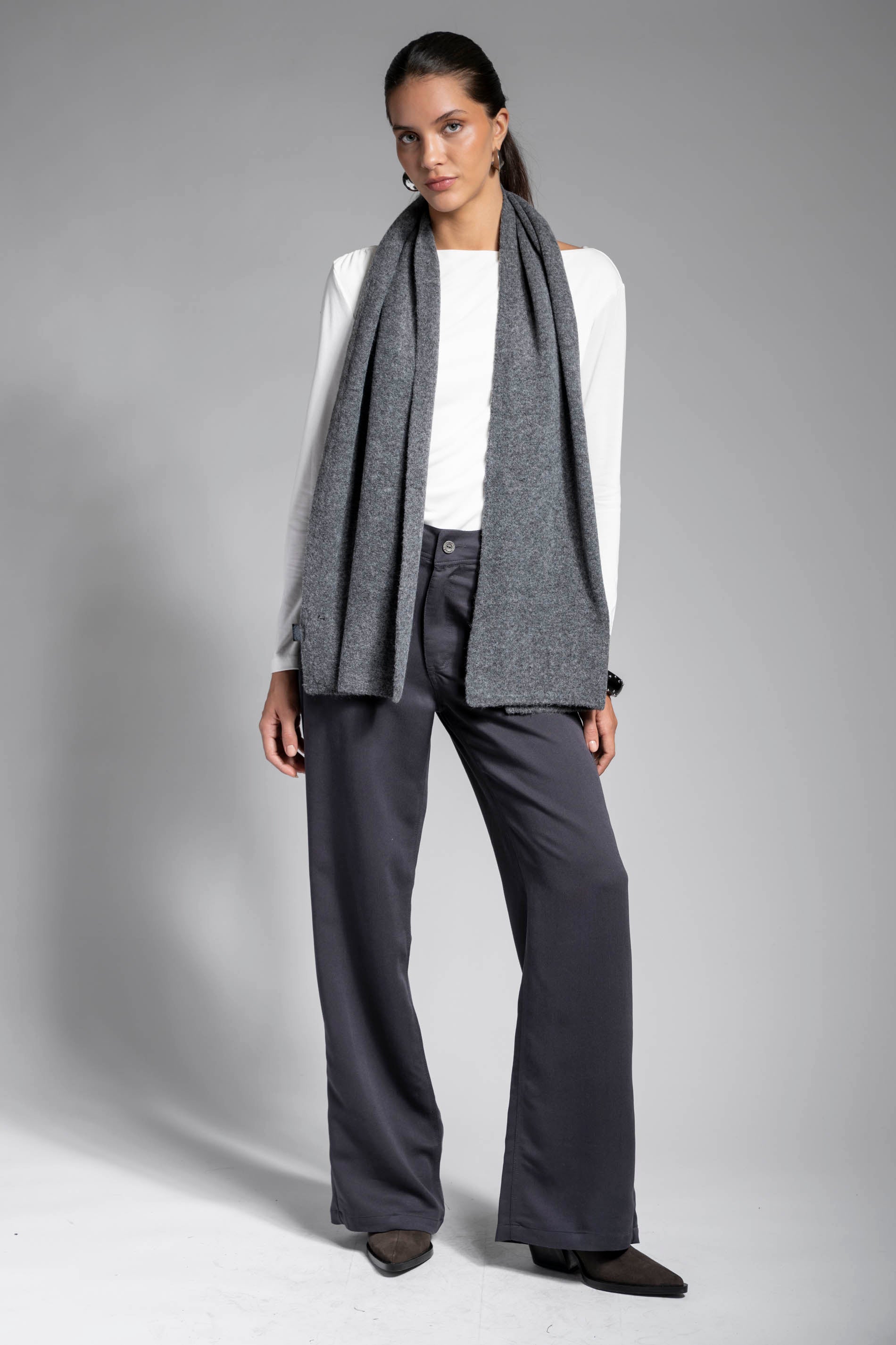 PANTALÓN OLIMPIA gris