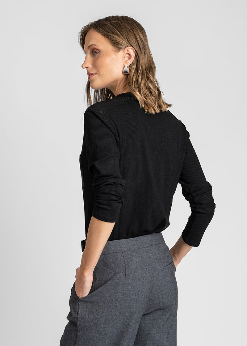 POLERA ANNIA negro
