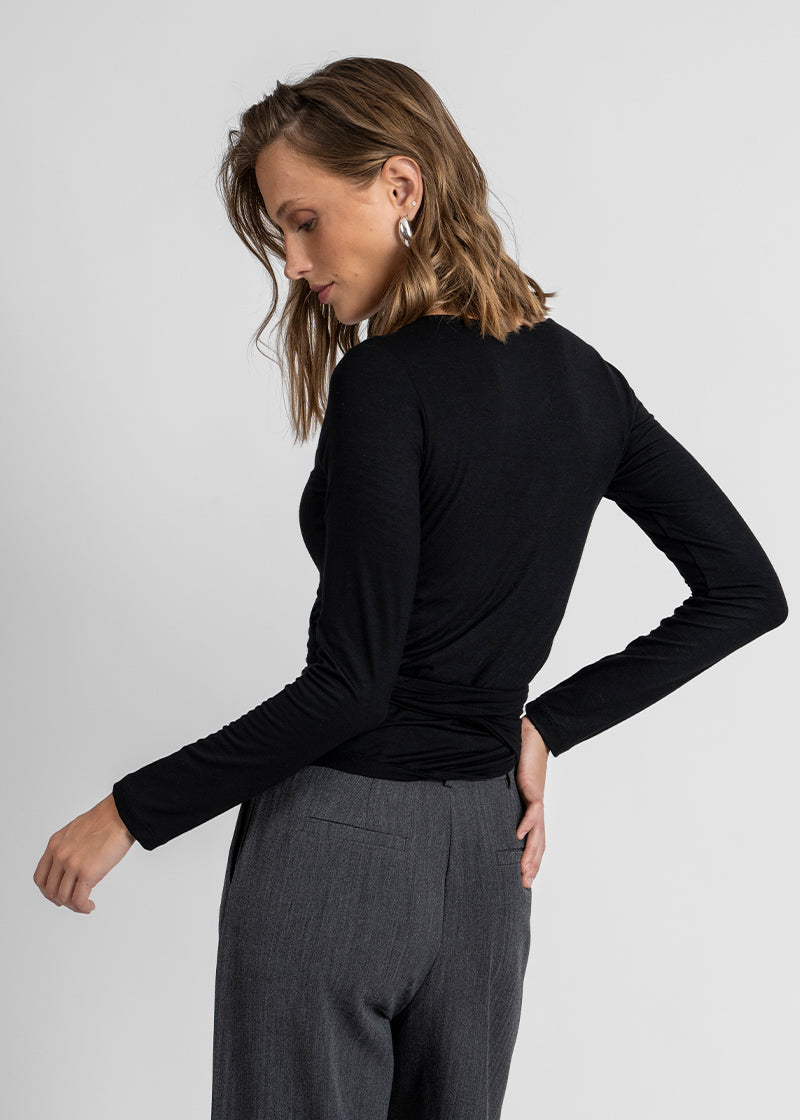 POLERA FELICIA negro