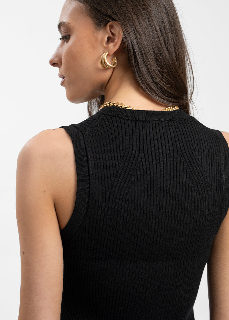 POLERA GRETA negro