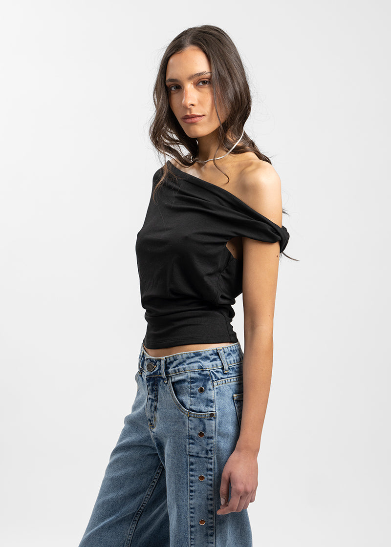 POLERA NOA negro