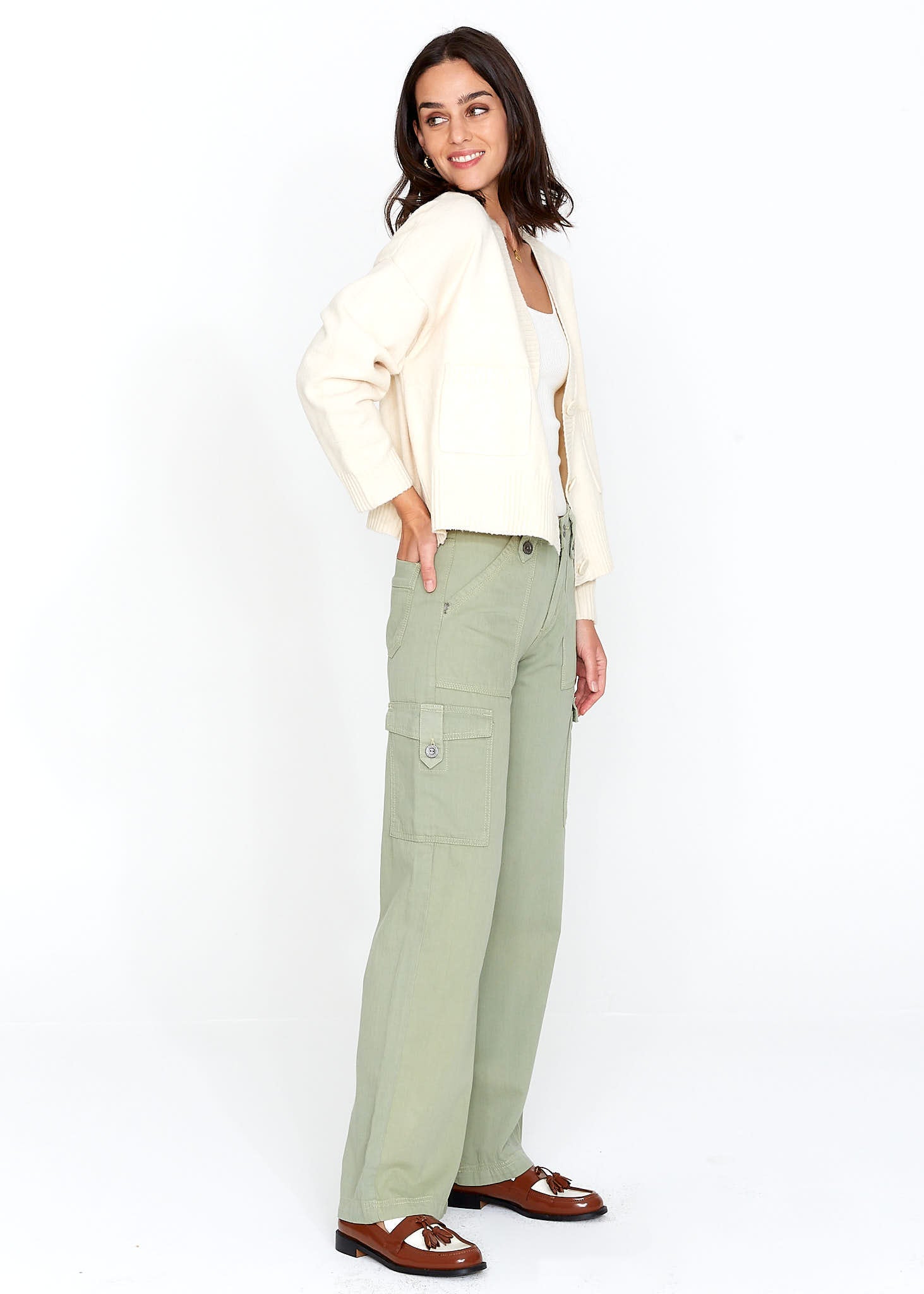 JEANS CARGO TIRO ALTO JUANA verde