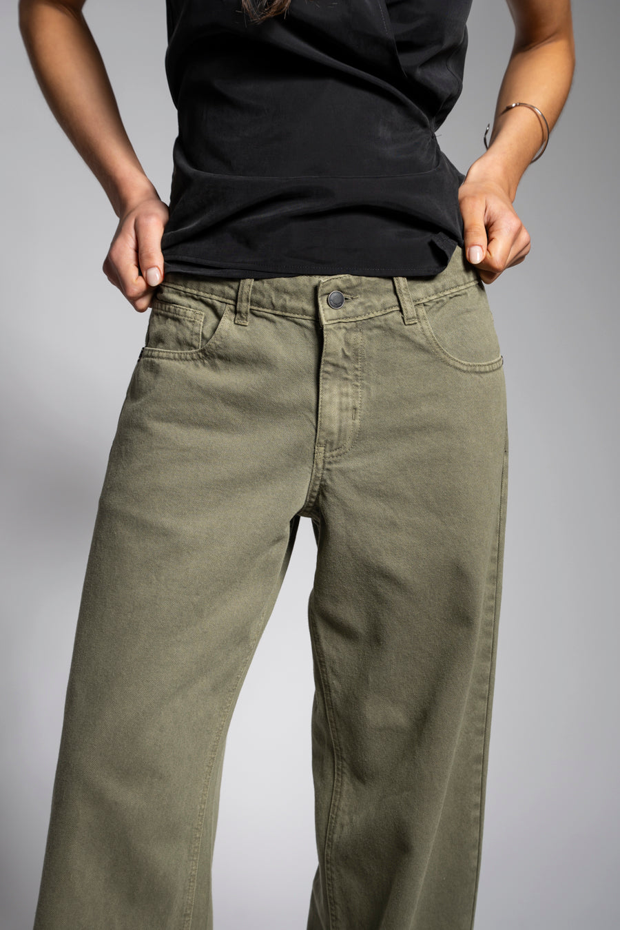 JEANS WIDE LEG JOSEFA TIRO BAJO verde
