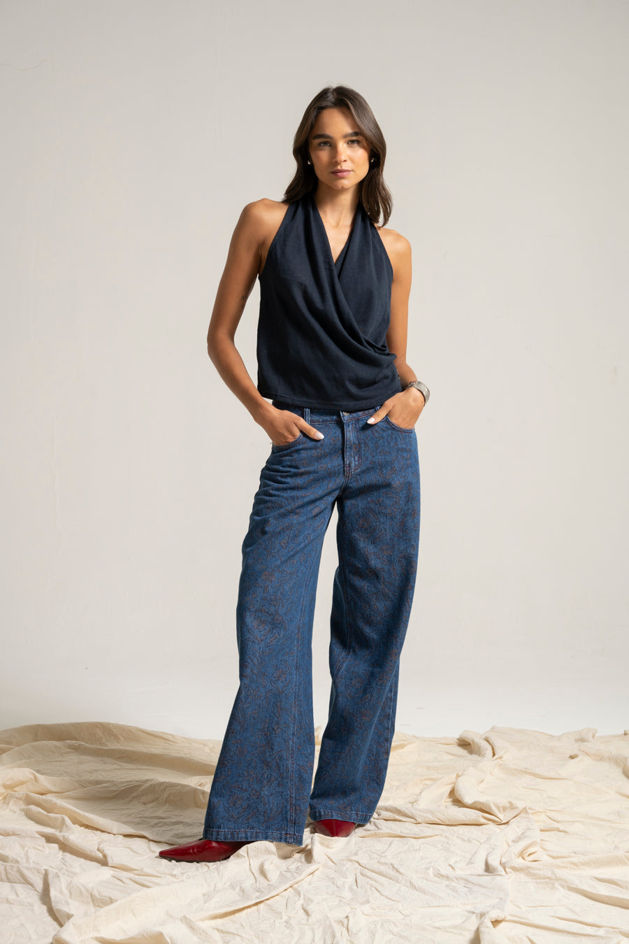 JEANS MUJER WIDE LEG TIRO BAJO JOSEFA flores p