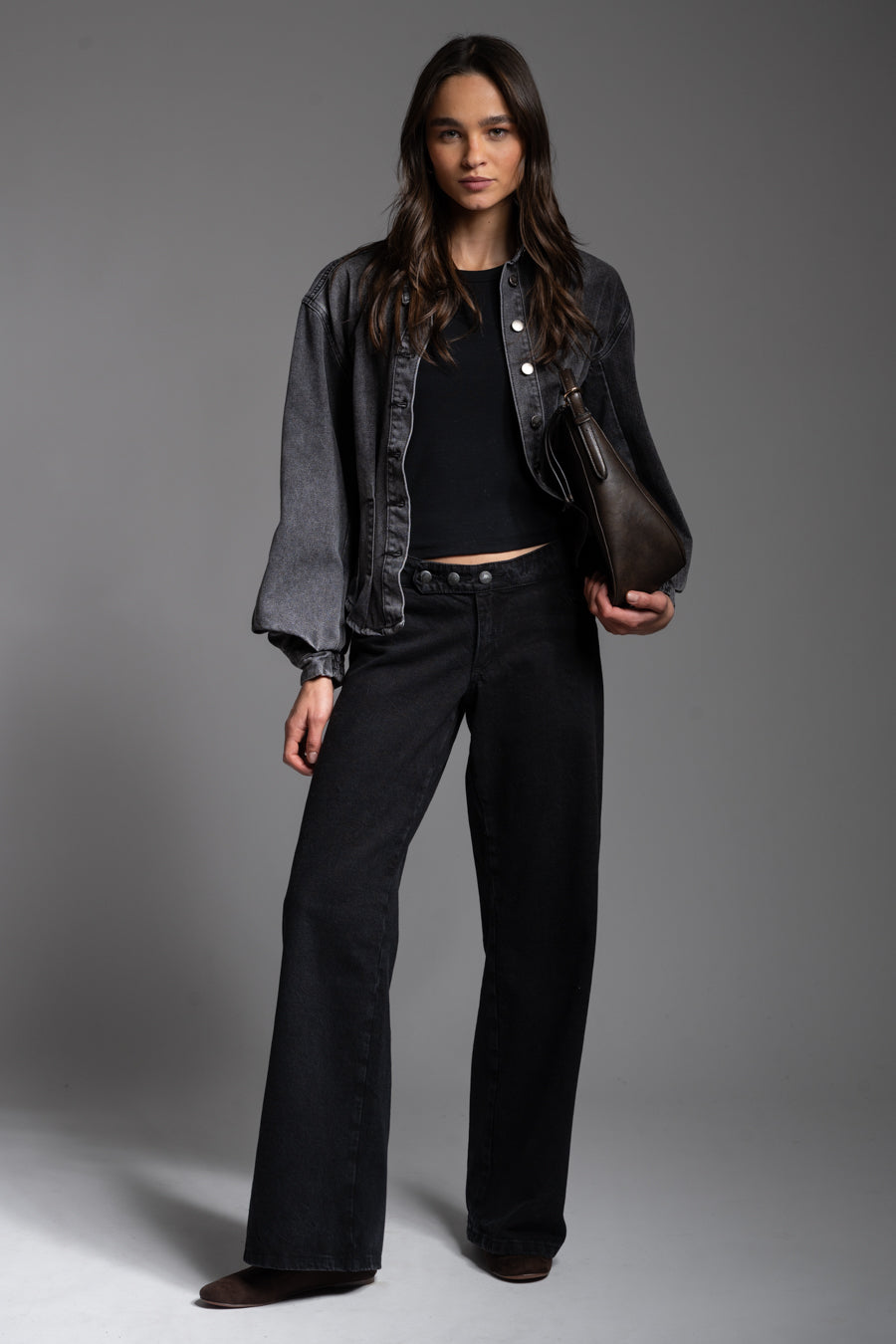JEANS WIDE LEG TIRO BAJO LUCIANA negro