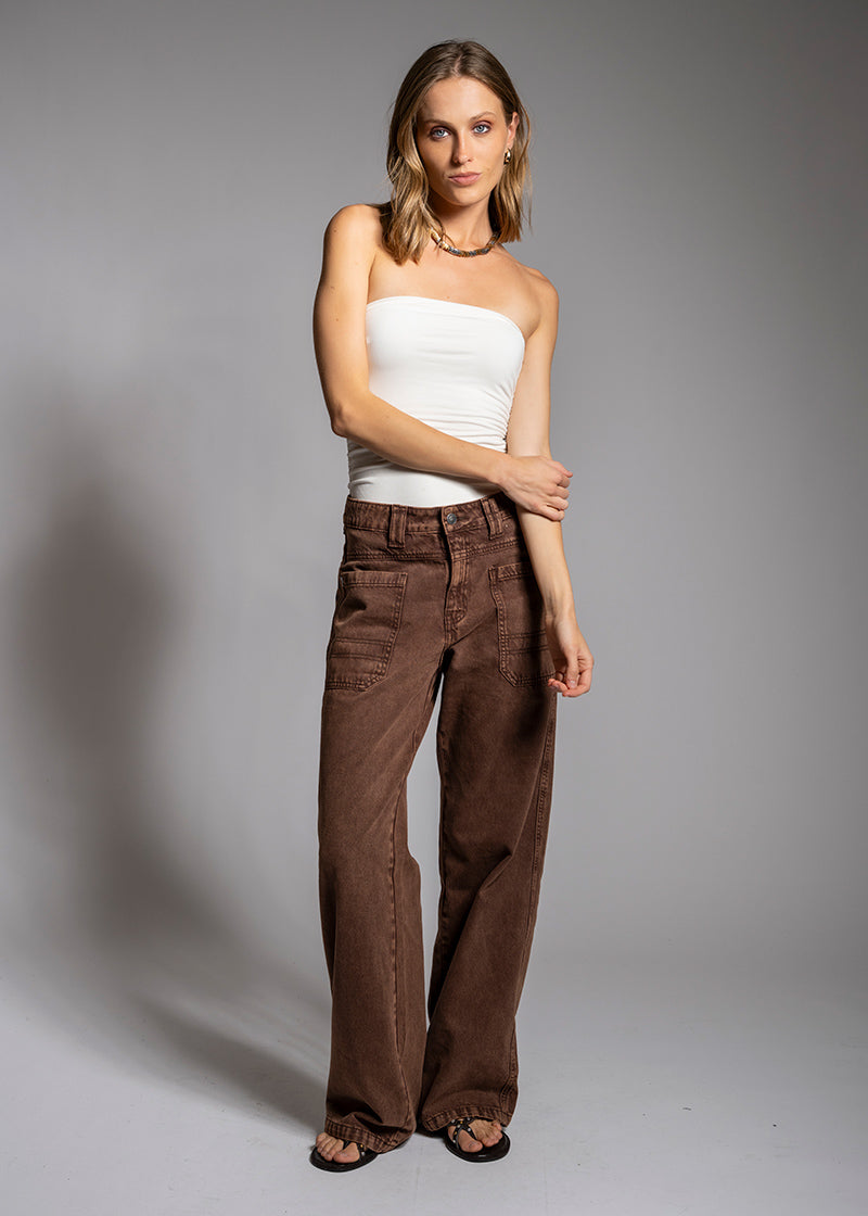 JEANS WIDE LEG TIRO ALTO TALI CAFE