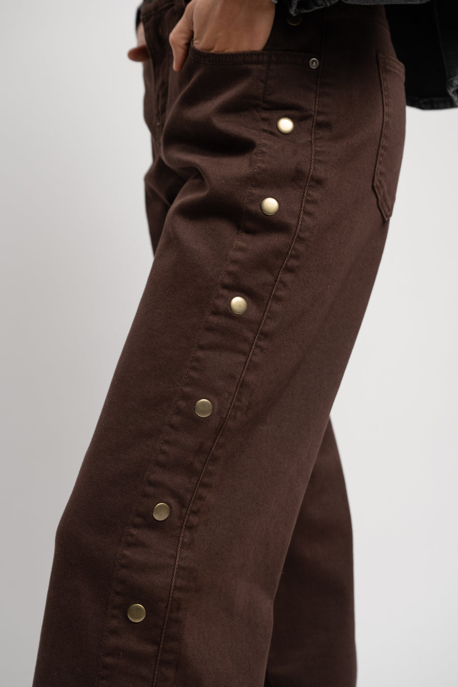 JEANS ZENDA RECTO TIRO MEDIO chocolate