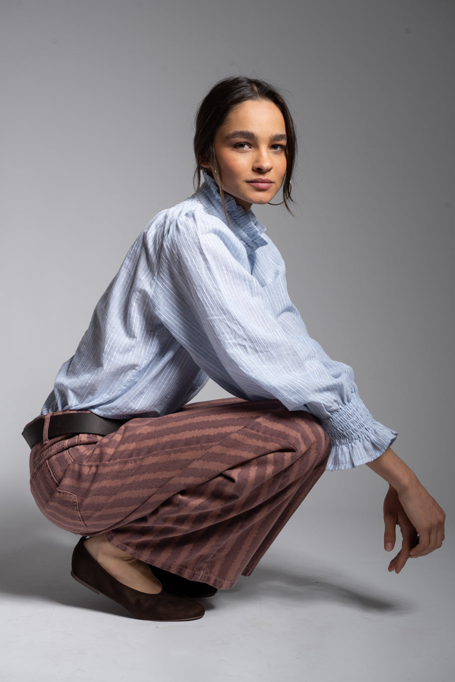 JEANS JOSEFA WID LEG TIRO BAJO burdeo