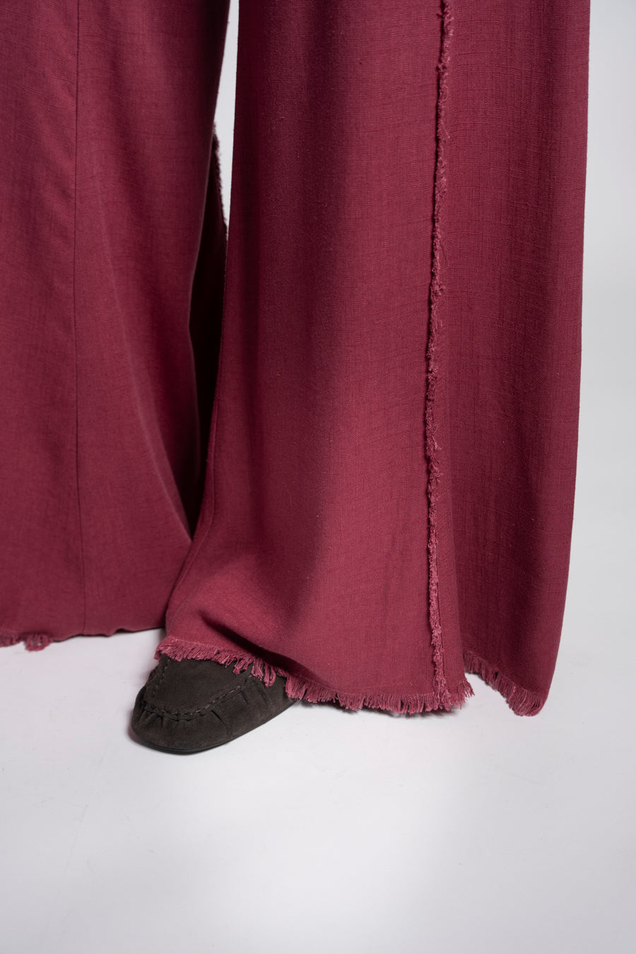 PANTALÓN ANNA FLECOS burdeo