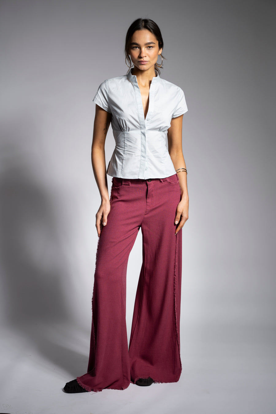 PANTALÓN ANNA FLECOS burdeo