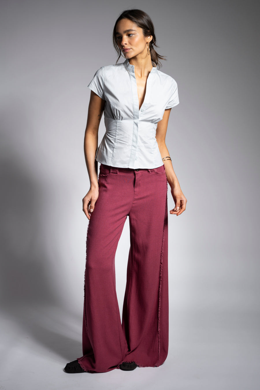PANTALÓN ANNA FLECOS burdeo