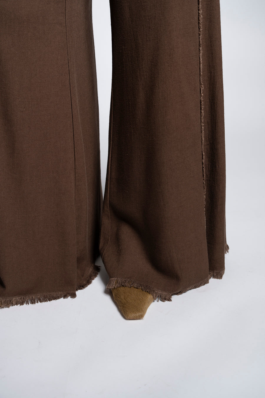 PANTALÓN ANNA FLECOS chocolate
