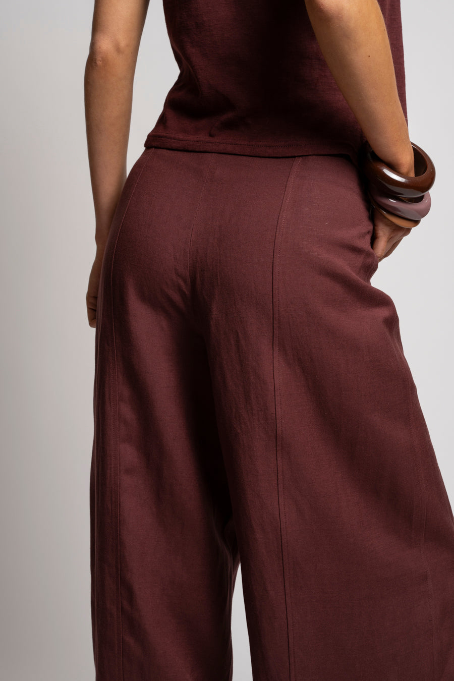 PANTALÓN CARINO vino