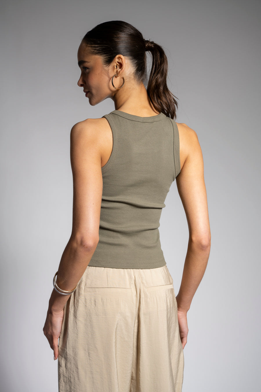 POLERA MARU verde militar