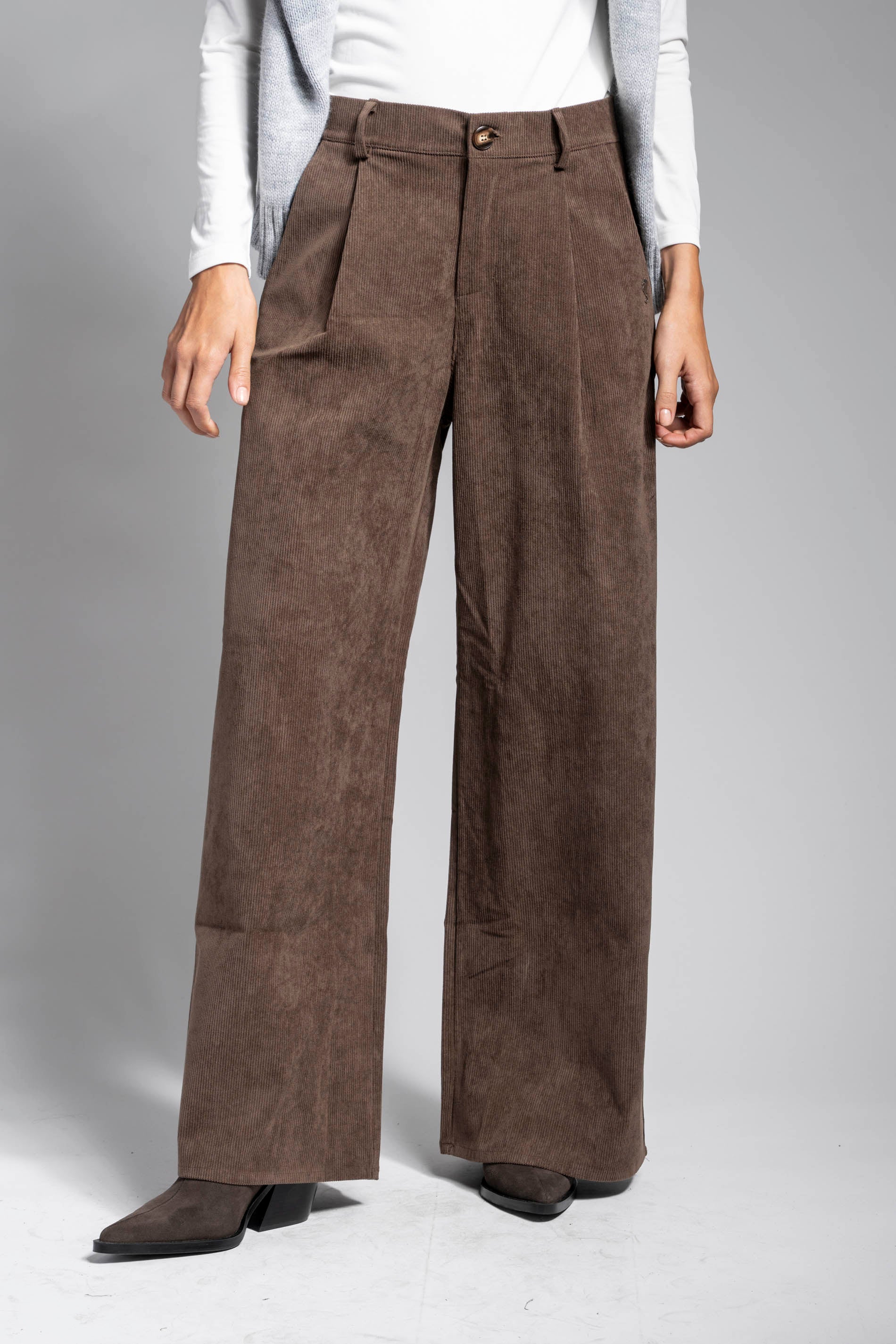 PANTALÓN VELLUTO café