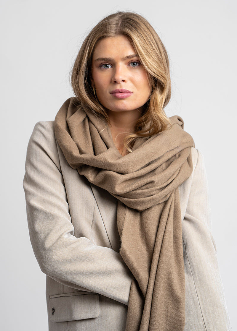 PAÑUELO CM beige