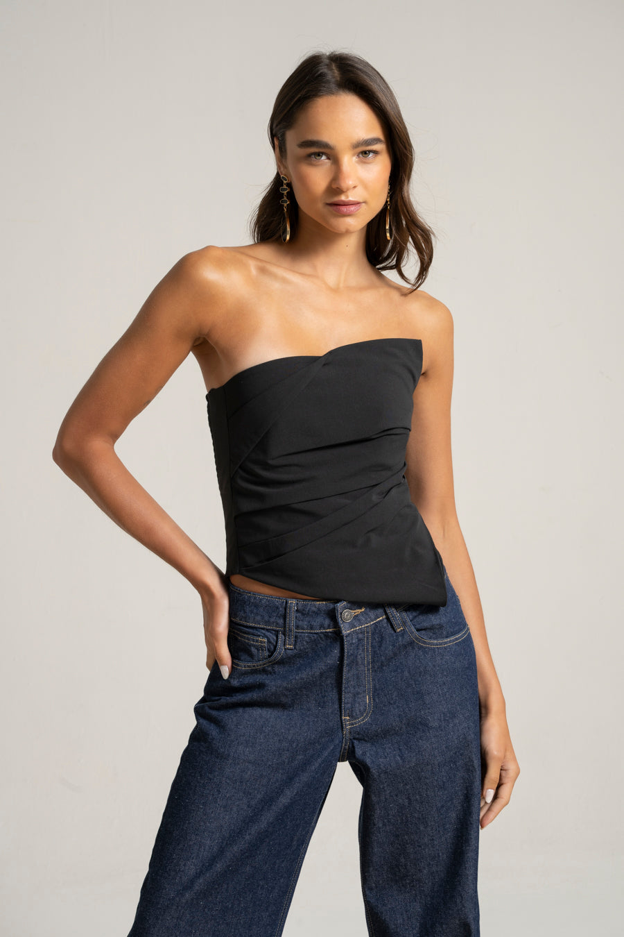 STRAPLESS DELFINA negro