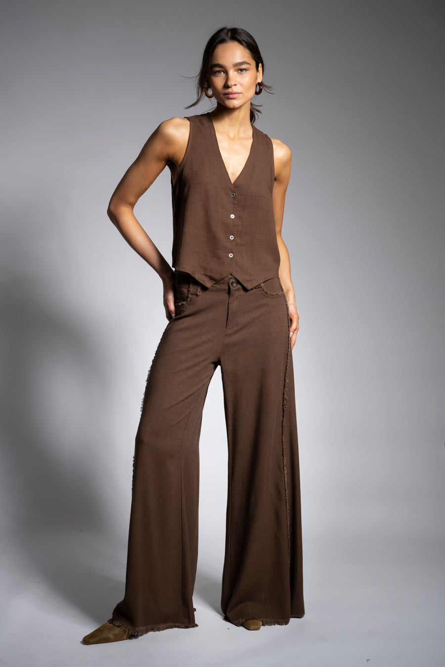 VEST PIPA Lino chocolate